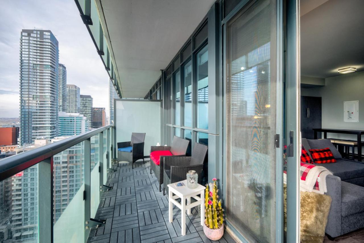 Luxury Adventure Cn Tower/Mtcc/Scotiabank Arena Apartment Toronto Bagian luar foto