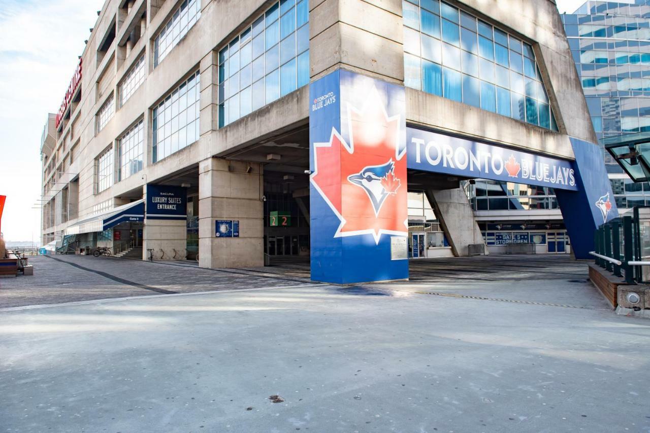 Luxury Adventure Cn Tower/Mtcc/Scotiabank Arena Apartment Toronto Bagian luar foto