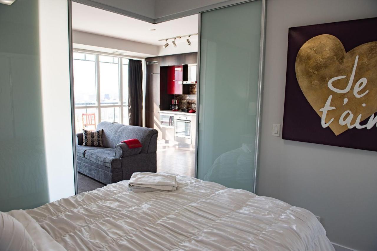 Luxury Adventure Cn Tower/Mtcc/Scotiabank Arena Apartment Toronto Bagian luar foto