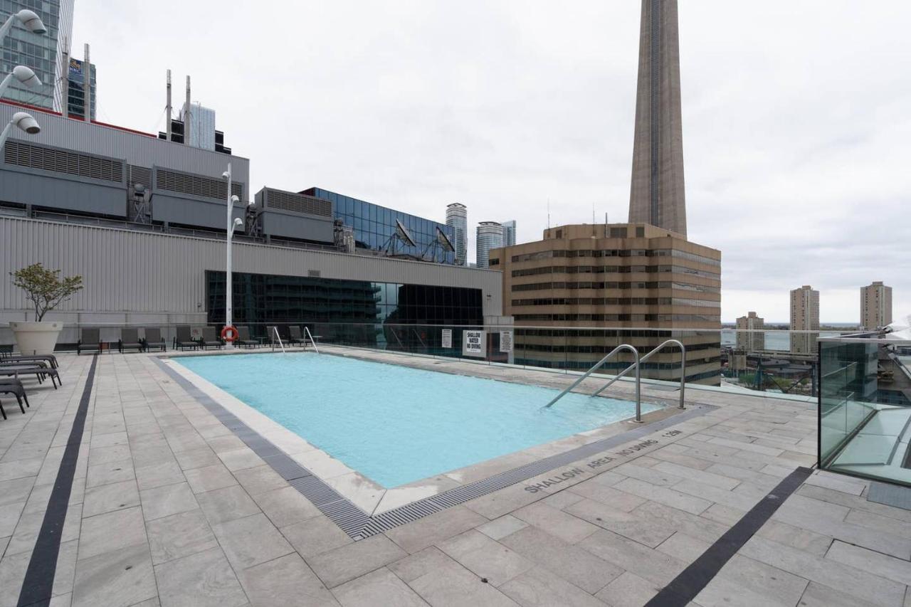 Luxury Adventure Cn Tower/Mtcc/Scotiabank Arena Apartment Toronto Bagian luar foto